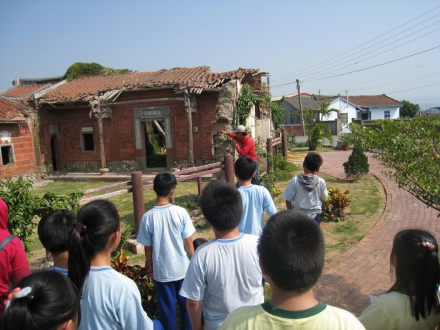 城鄉交流 - 中山國小VS台中市春安國小(102/10/29)